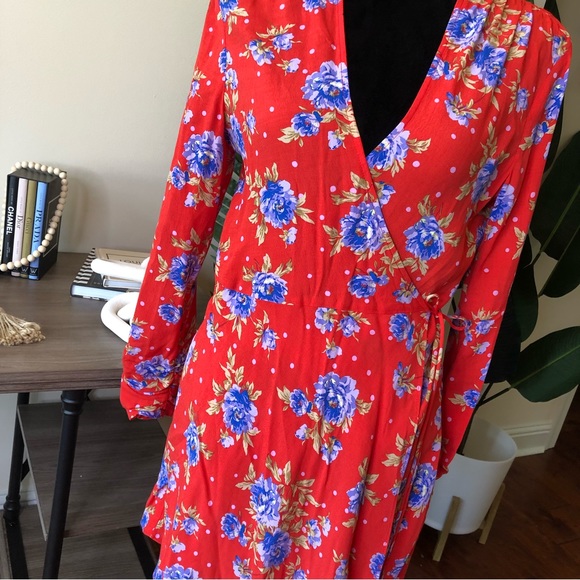 Zara Floral Red Deep V-neck Long Sleeve Wrap Dress Large - Picture 4 of 11